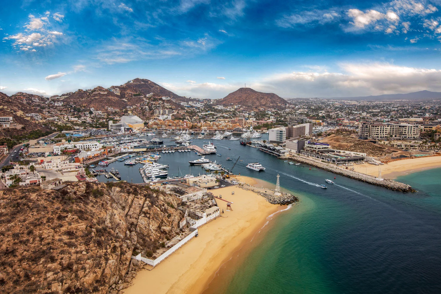 Tres motivos para invertir en un departamento o casa de playa en México: ¿Es el momento adecuado?